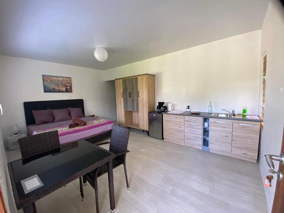 Bora Bora Fare Sophia Apartment