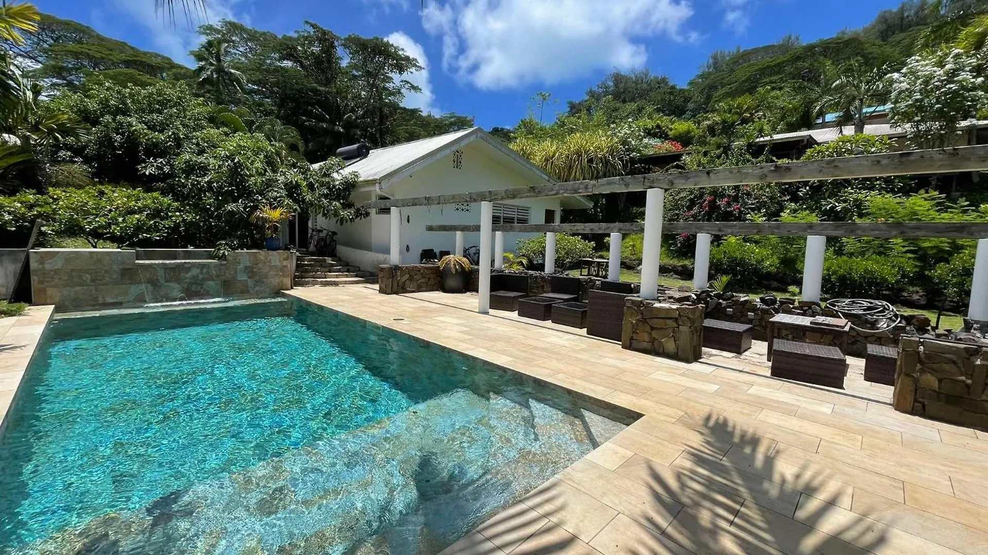Bora Bora Fare Sophia Apartment  Bora Bora